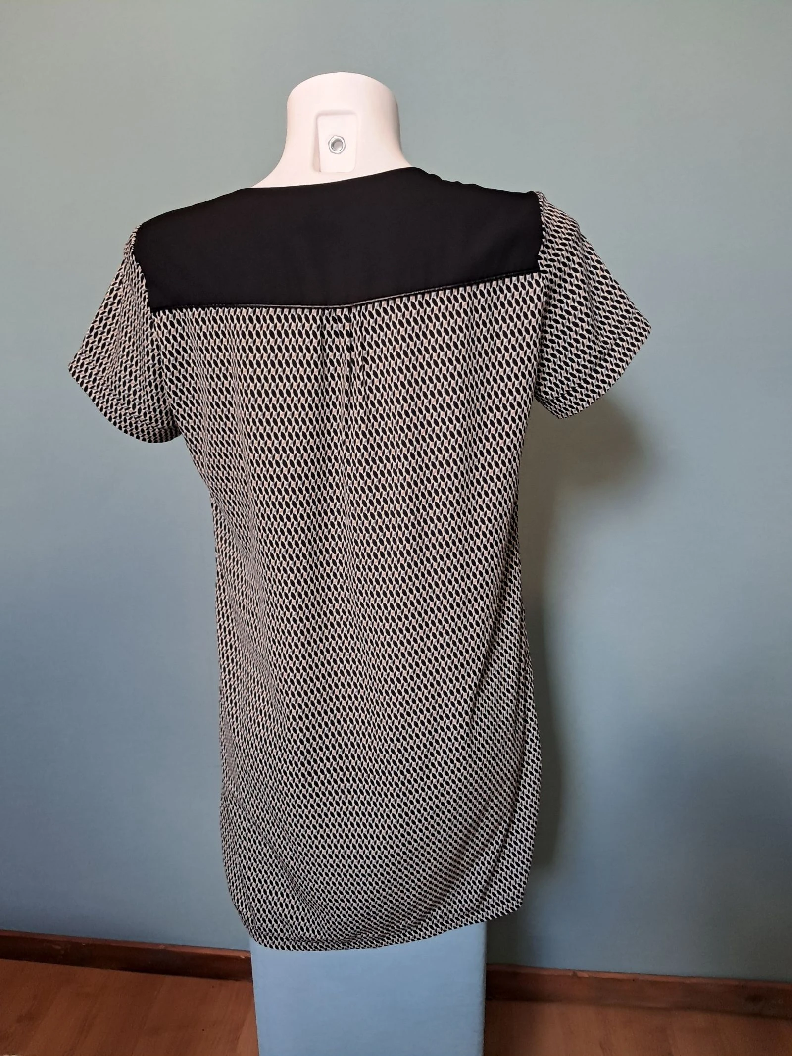 Robe légère et fluide. Mamouchka.  Taille S – photo 2